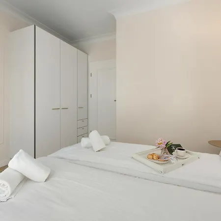 D203 - Basen, Sauna, Jacuzzi - Easy - Rent Apartmán