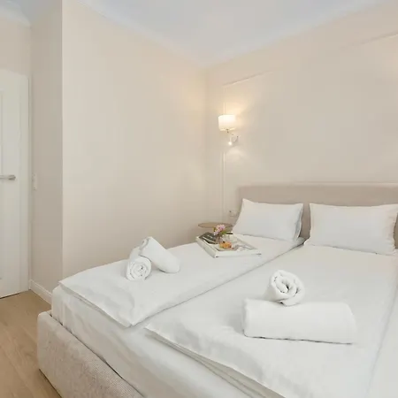 Apartmán D203 - Basen, Sauna, Jacuzzi - Easy - Rent
